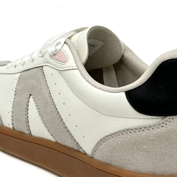 leather-upper-casual-sneakers-cs2615 CS2615 Low-Top Casual Sneakers with Vulcanized Sole and Panelled Upper for Men and Women