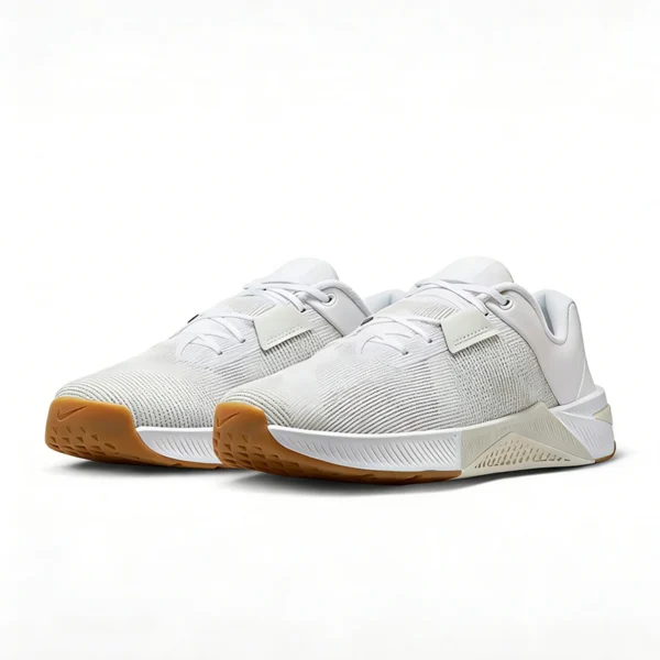 TG2611 Training Shoes with Grip Pattern Sole and Reinforced Midfoot for Men and Women