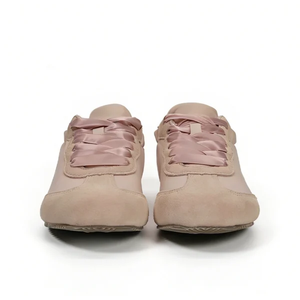 CS2602 Women’s Casual Sneakers Low-Top Fashion Shoes with Ribbon Laces