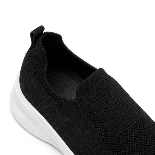 CS2605 Slip-On Casual Sneakers Lightweight Knitted Walking Shoes for Men and Women